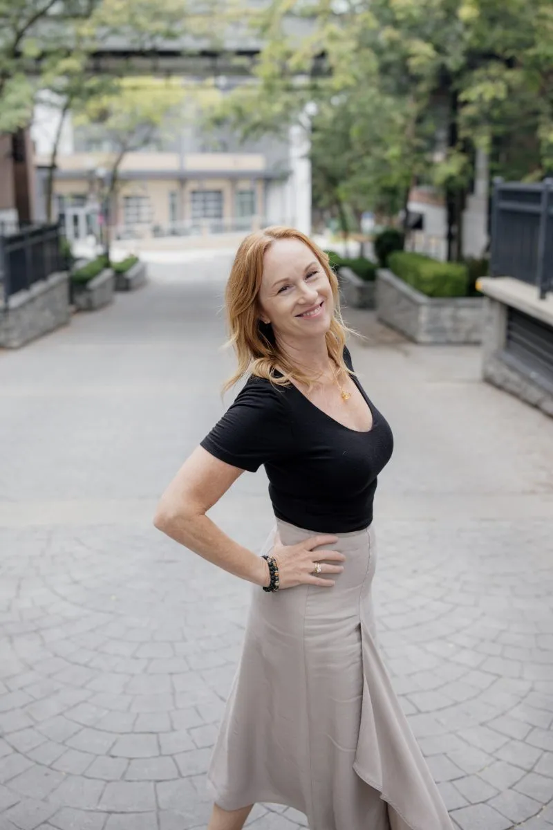 F1743C2B-E308-4DC5-A929-1337CB8C1DCA_1_201_a-800x1200